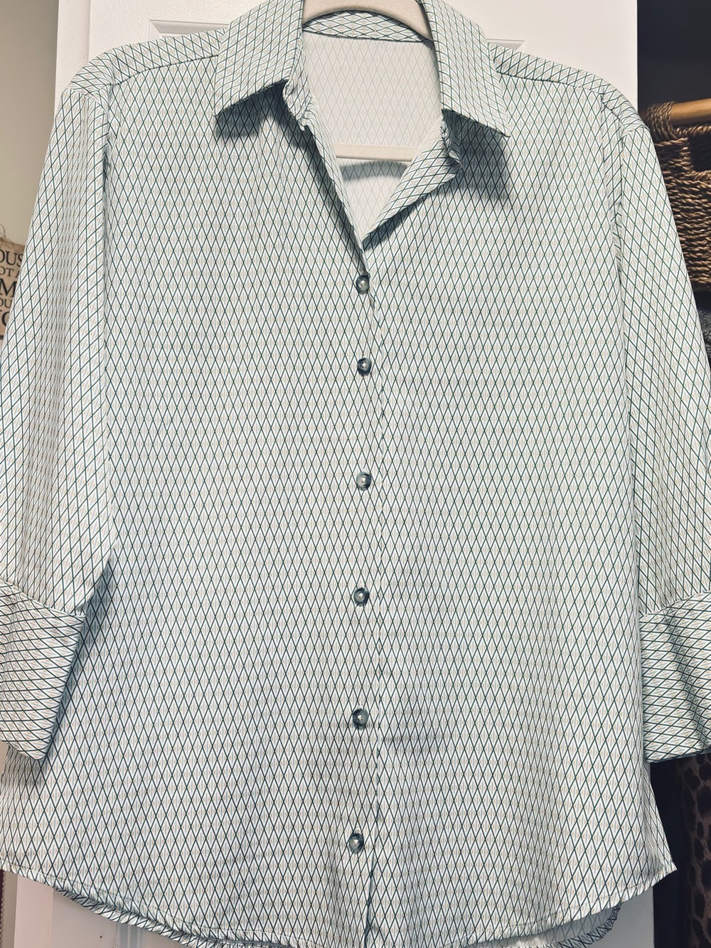 Vintage Slim Fit White & Teal Patterned Button-Up Shirt